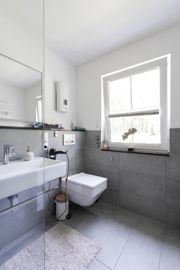 קלן Grosse Gemutliche Wohnung Mit Waldblick מראה חיצוני תמונה